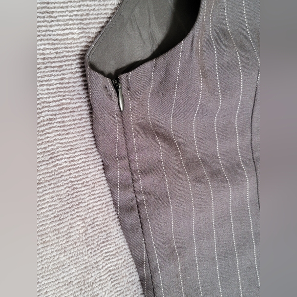 Sincerely Jules Pinstripe Pleated Mini Vest Dress Women's M Y2K Preppy LIKE NEW - Picture 10 of 12